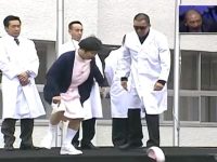 惹笑就甘受惩罚!日本神级搞笑《绝对不准笑》综艺在线免费观看