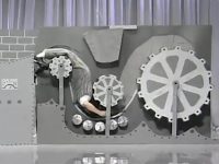 在日本版《超级变变变》中,你可以超越国语版电影